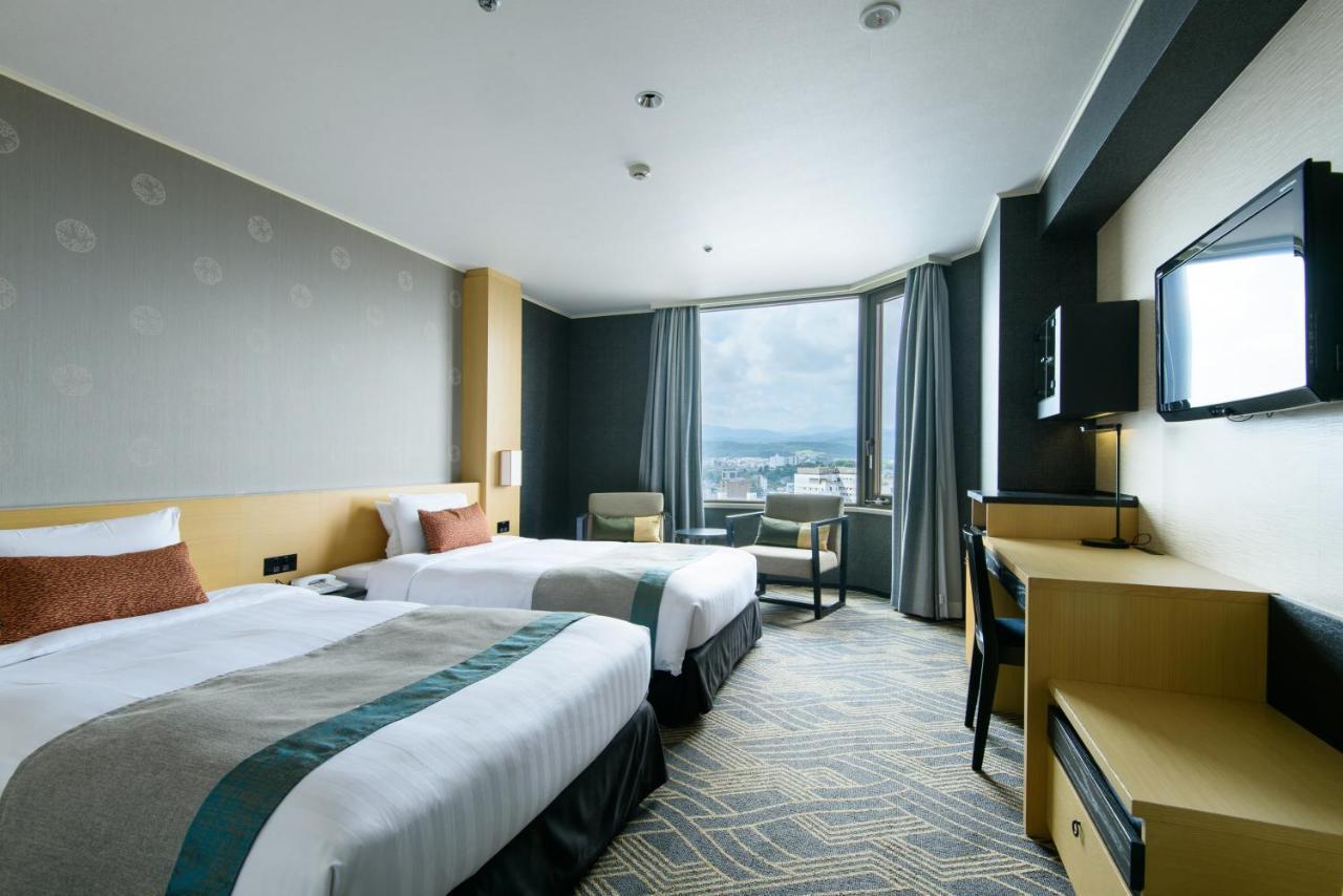 Kanazawa Tokyu Hotel Екстер'єр фото