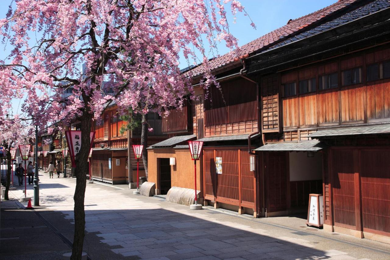 Kanazawa Tokyu Hotel Екстер'єр фото